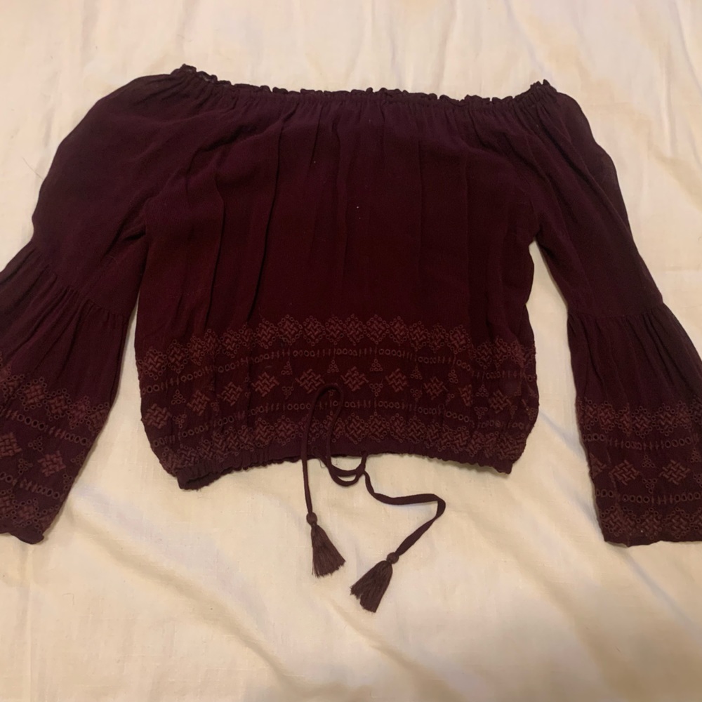 Maroon crop